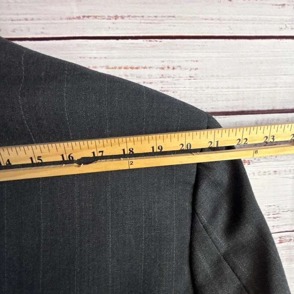 Vintage Double Breasted Blazer 48L Wide Lapel Peak Gray Pinstripe Tailored Mob